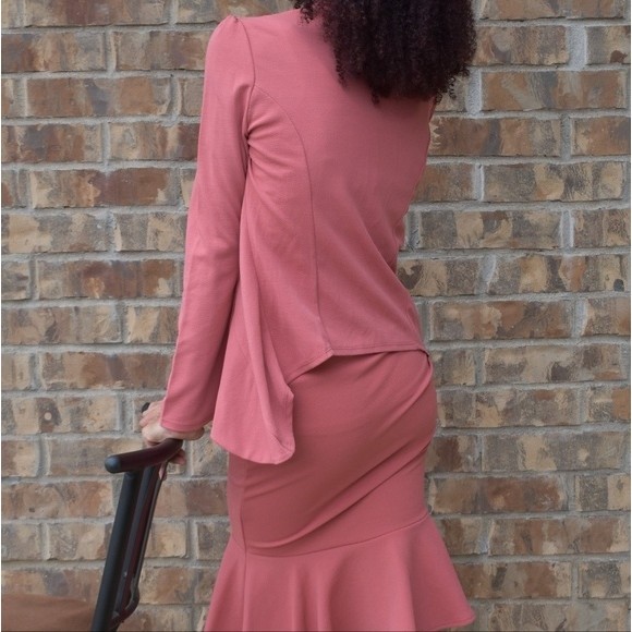 Work Shouldn't Look This Good Set skirt and jacket set - Picture 2 of 2